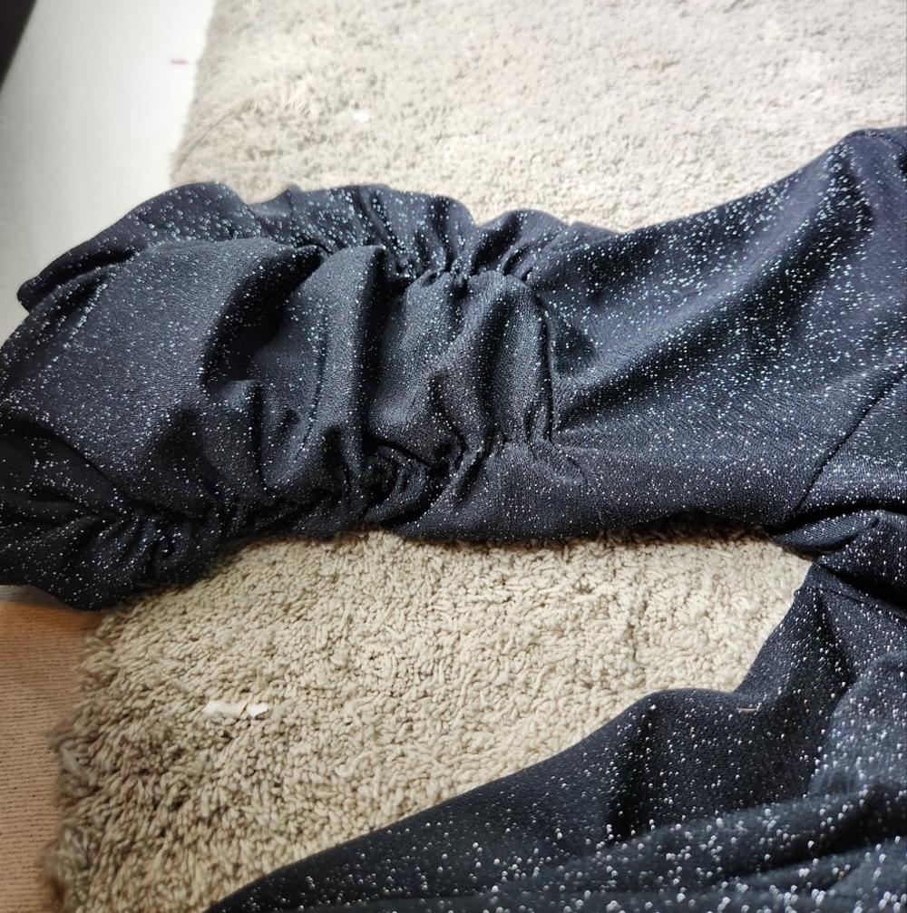 Sparkly Black Robe Size L - Picture 9 of 9